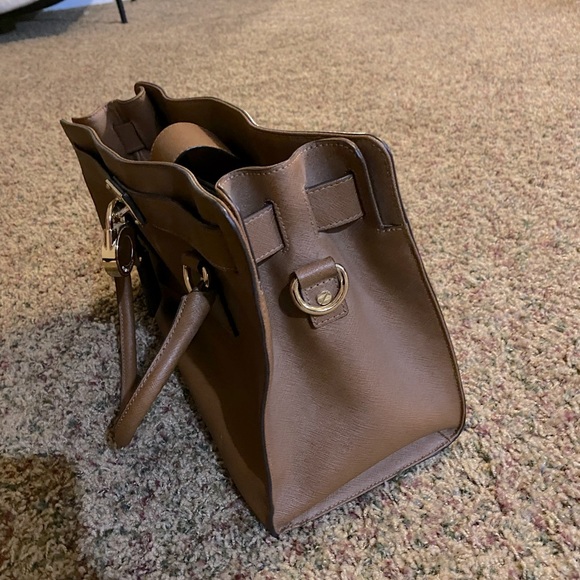 Michael Kors purse - Picture 3 of 7